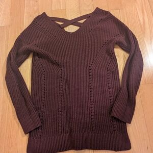Pink Rose V-Neck Sweater - Deep Wine